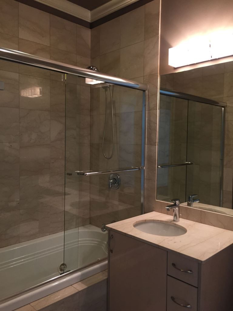 36 S Ashland Avenue Unit: 303