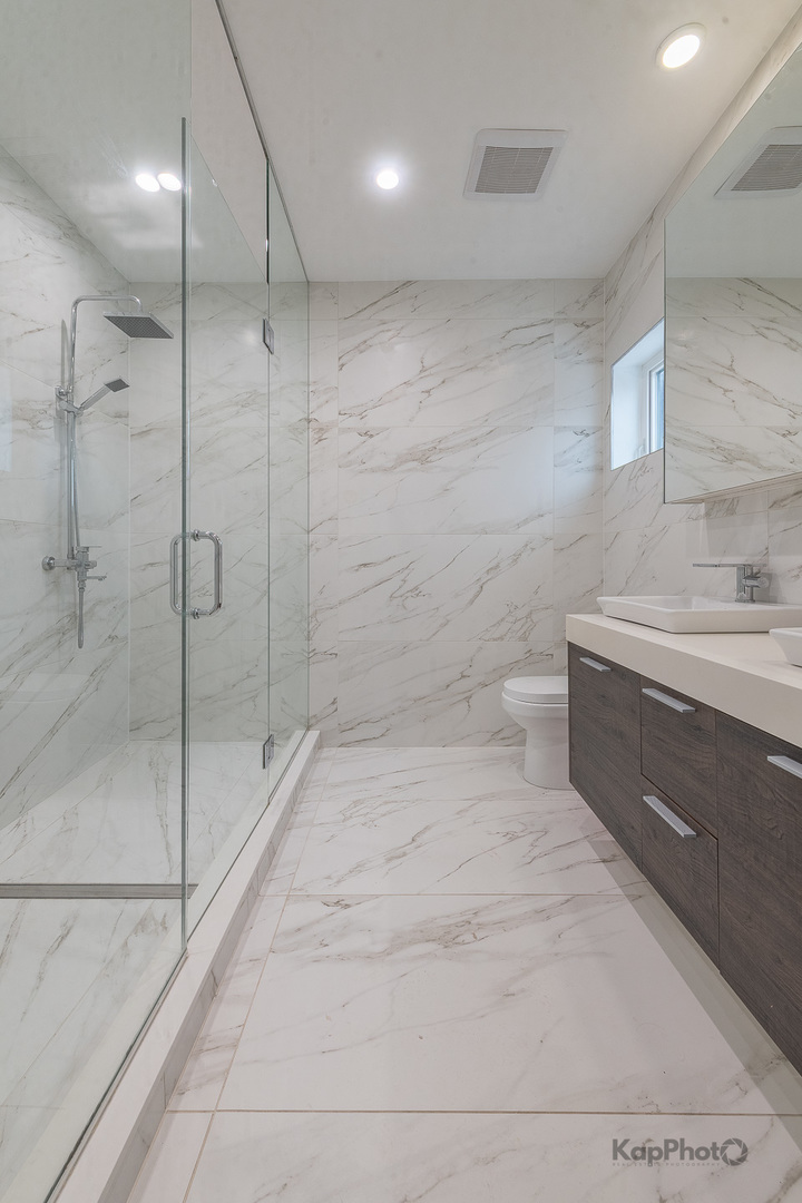 1921 S Jefferson Street Unit: 2