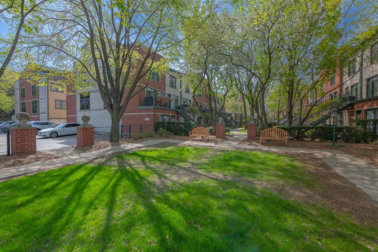 1812 S Dearborn Street Unit: 28