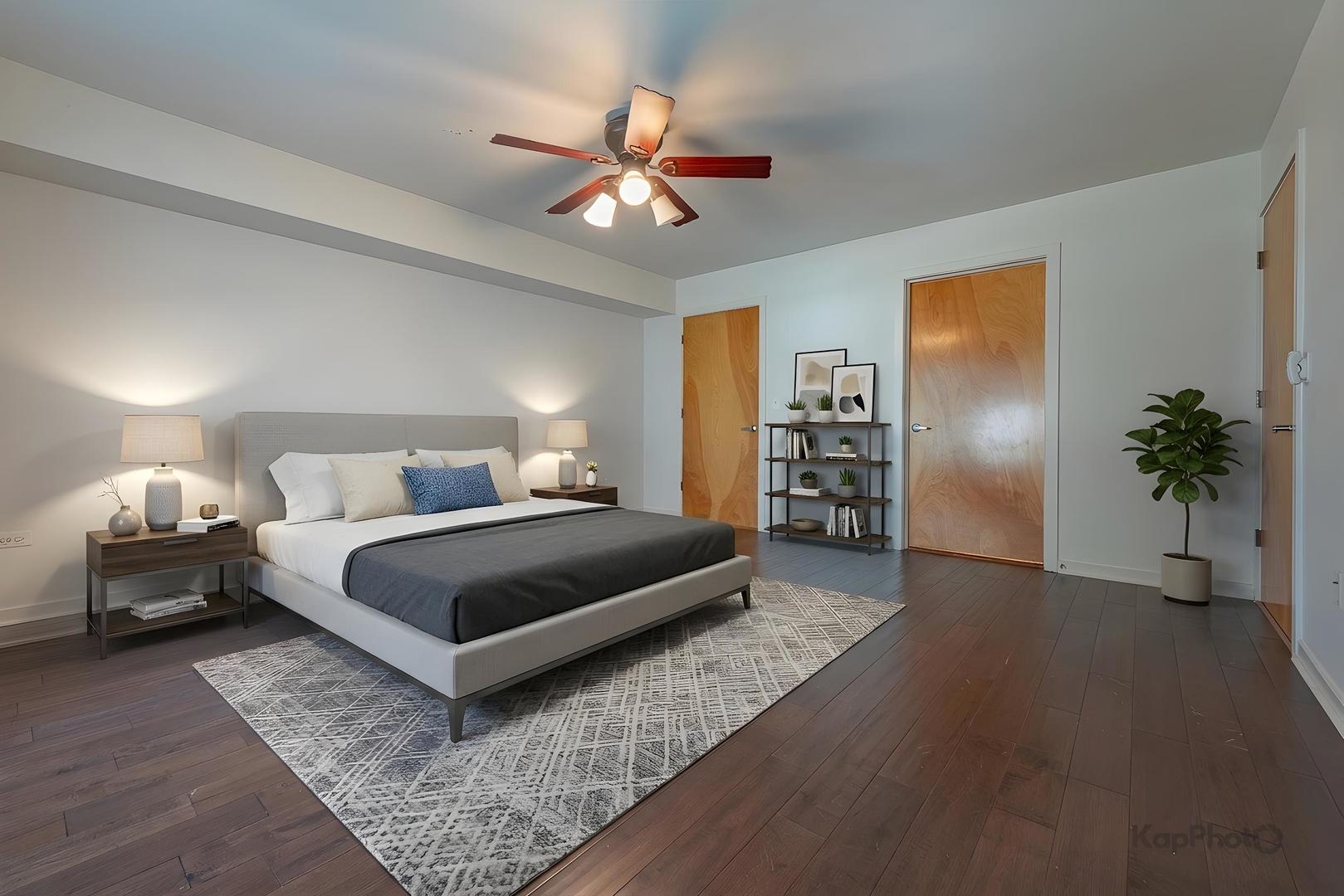 1812 S Dearborn Street Unit: 28