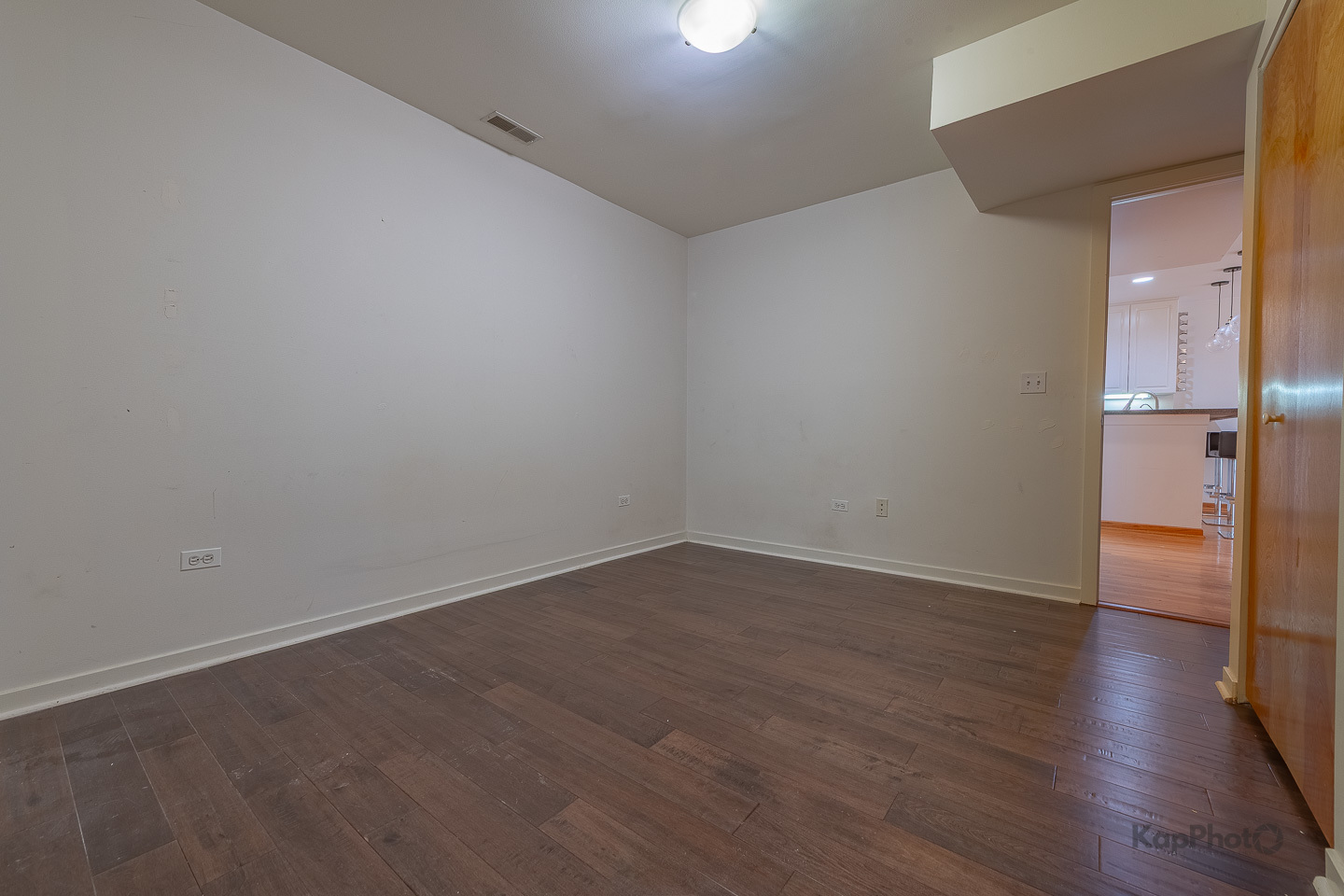 1812 S Dearborn Street Unit: 28