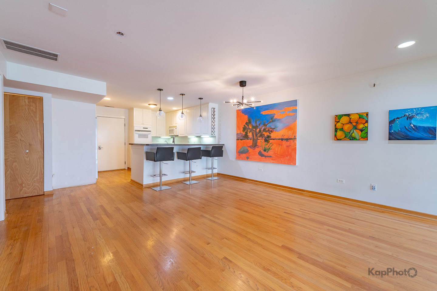 1812 S Dearborn Street Unit: 28