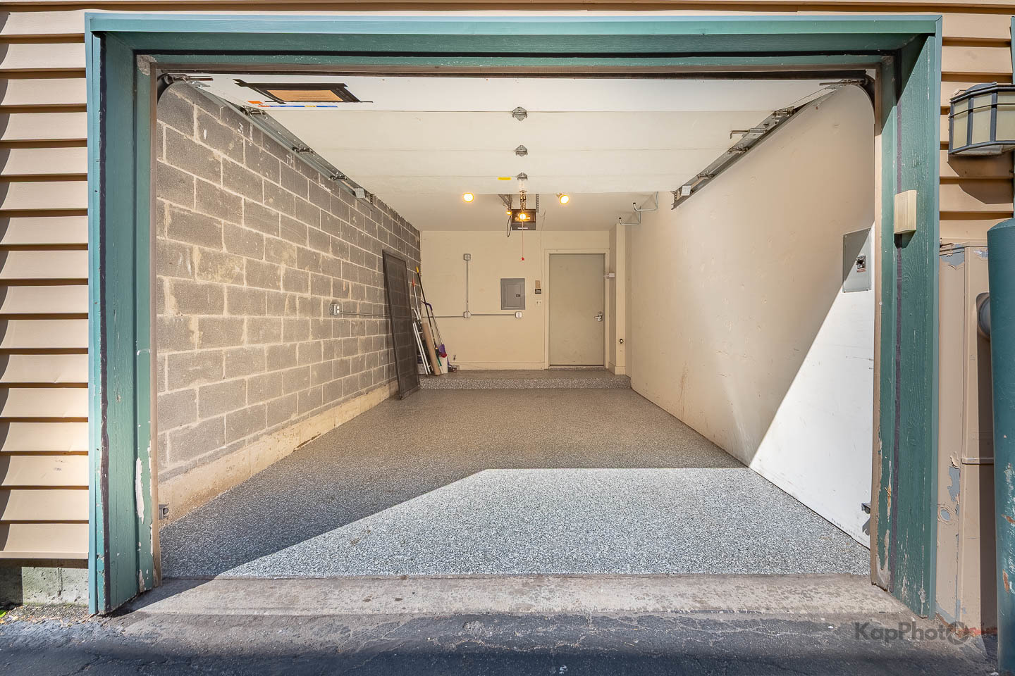 1812 S Dearborn Street Unit: 28