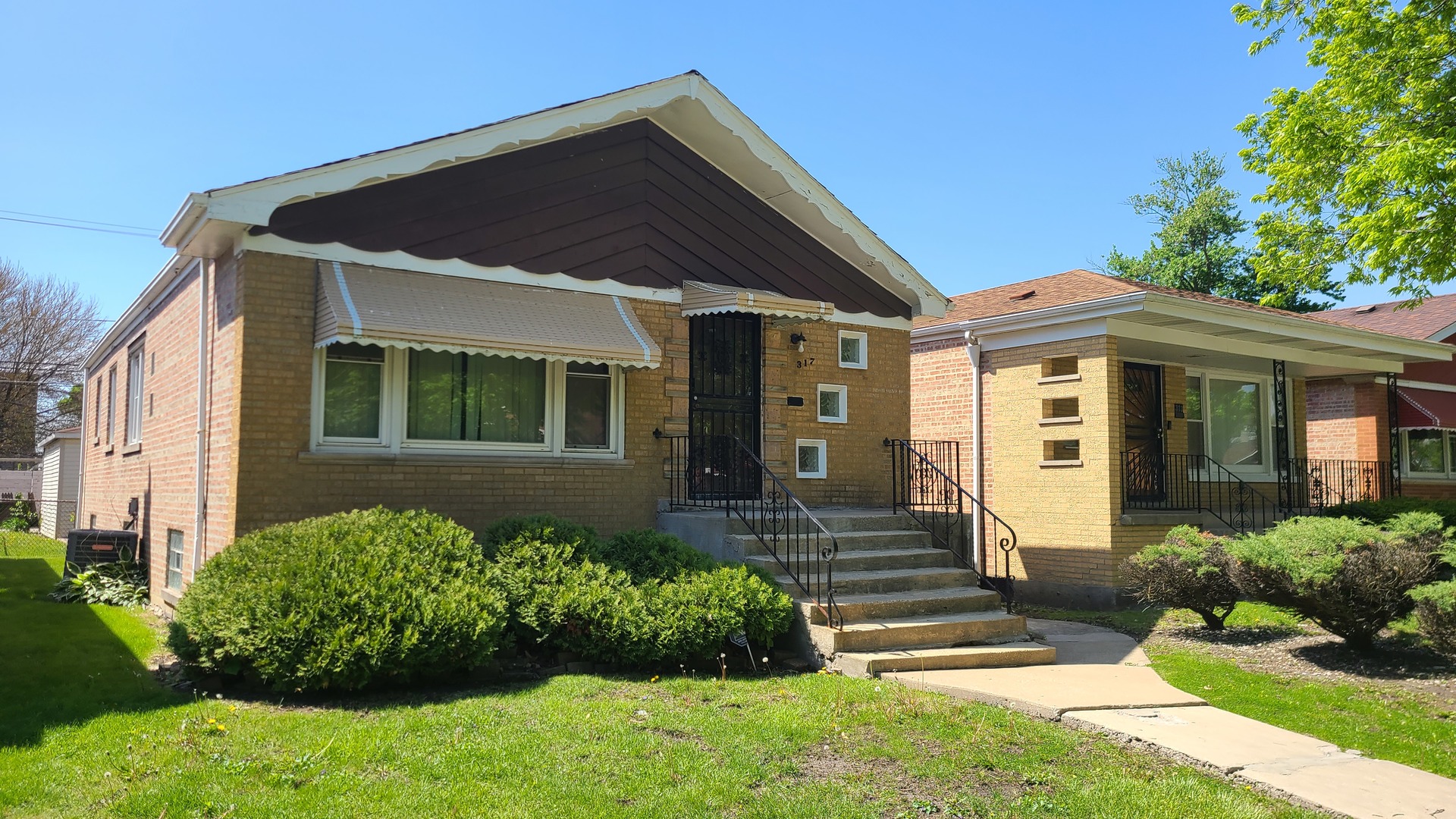 317 E 107th Street