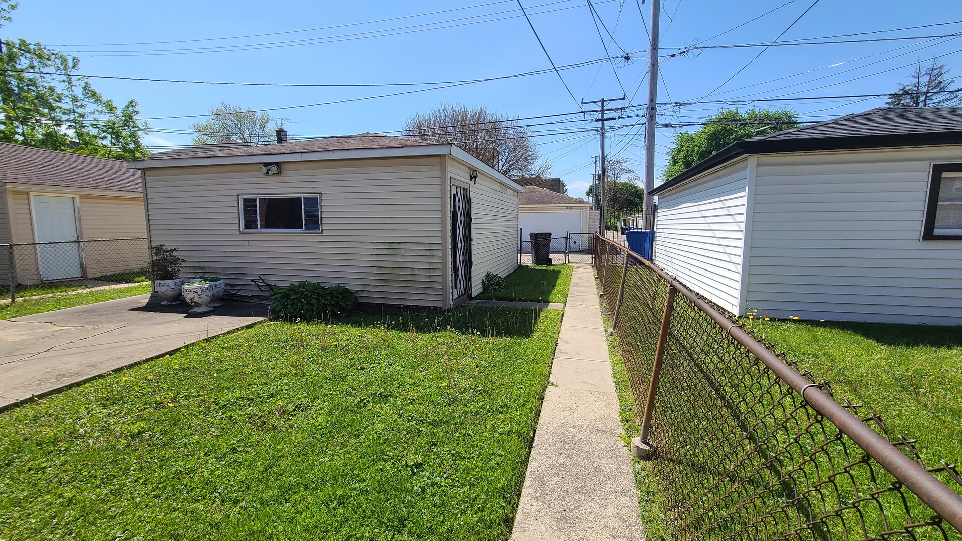 317 E 107th Street