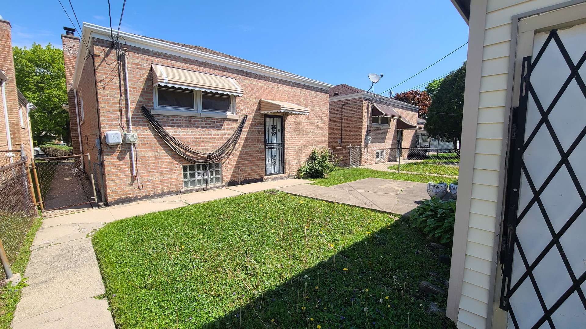 317 E 107th Street