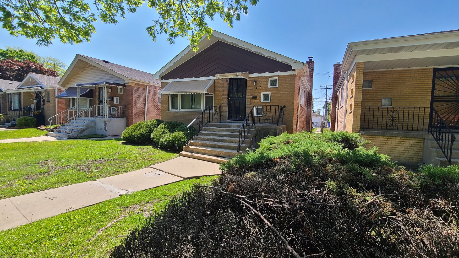 317 E 107th Street