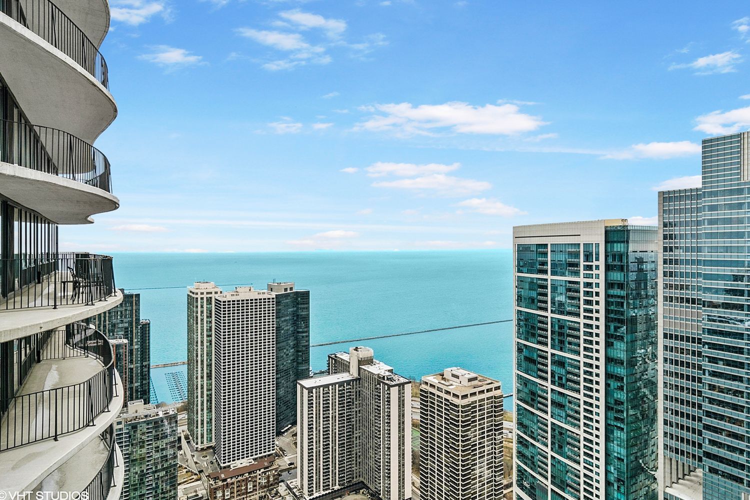 225 N Columbus Drive Unit: 6608