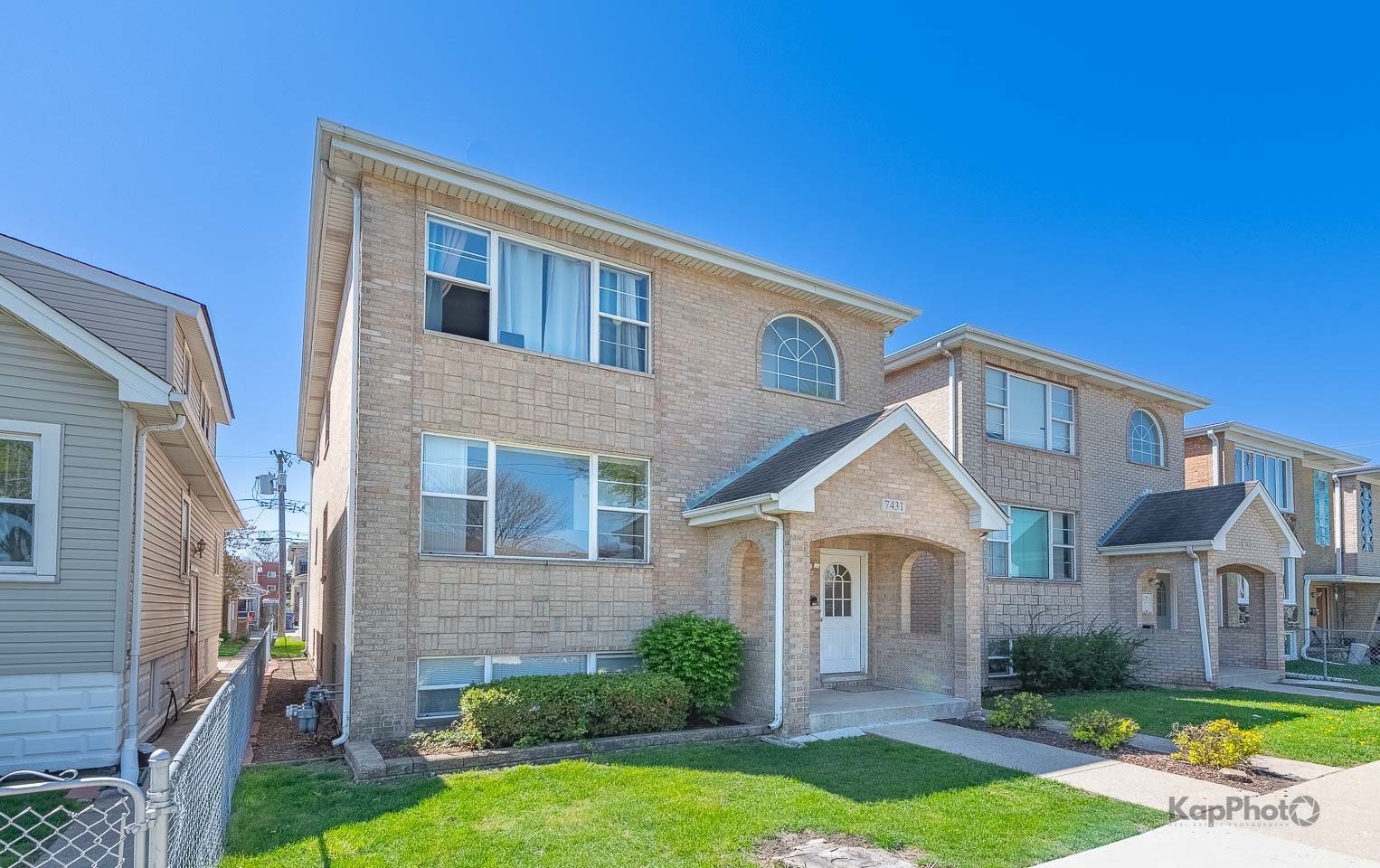 7431 W 60th Place