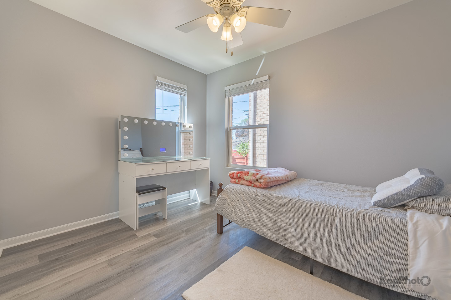 7431 W 60th Place