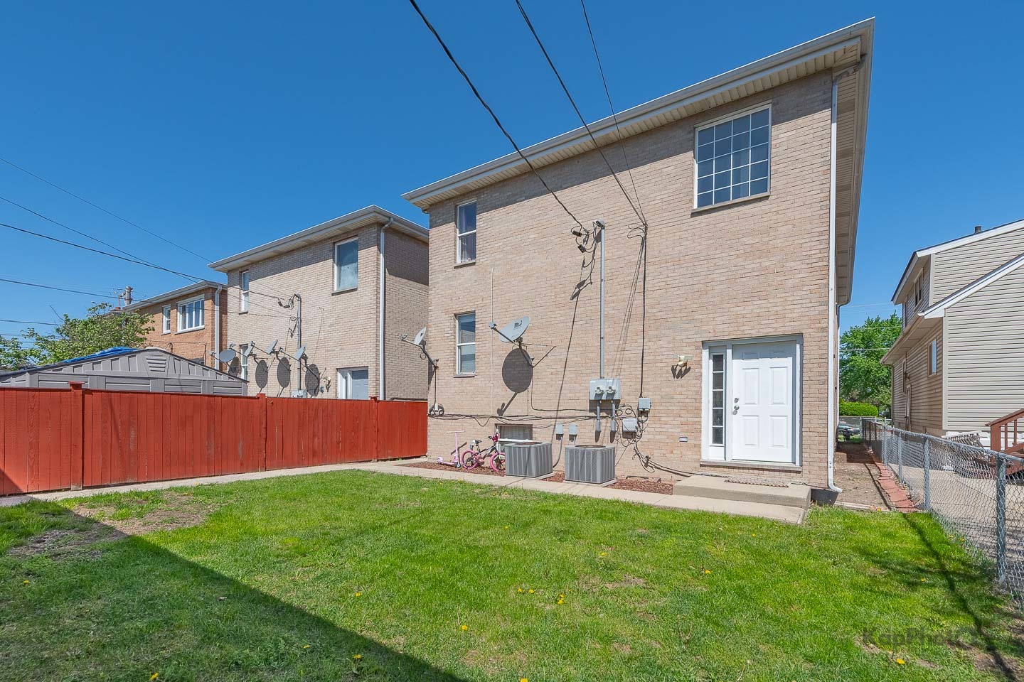 7431 W 60th Place