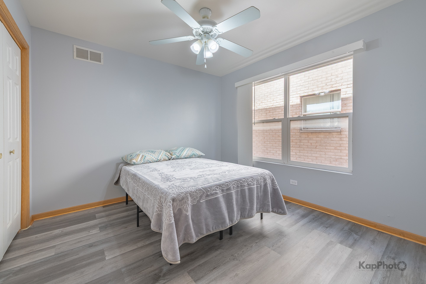 7431 W 60th Place