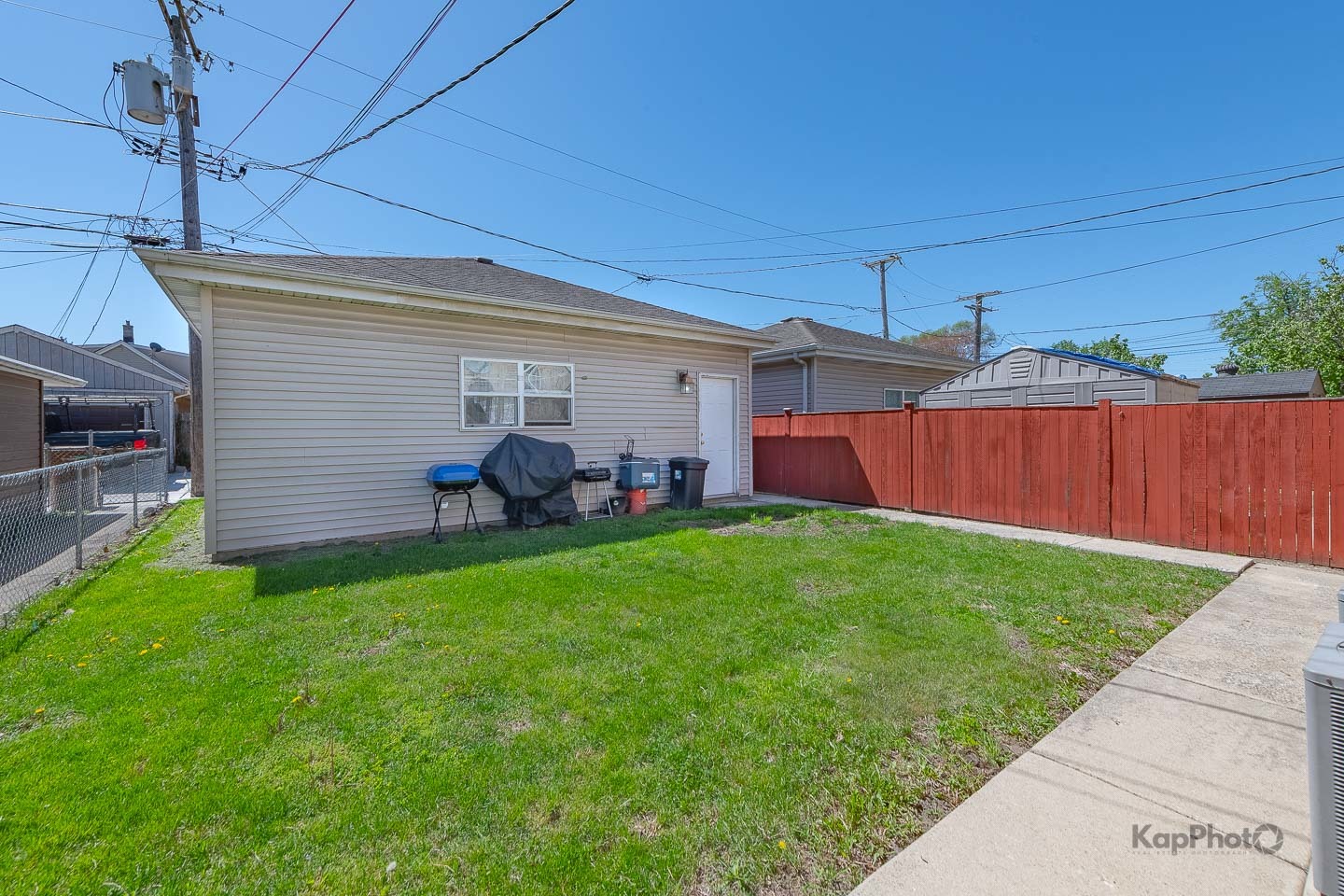 7431 W 60th Place