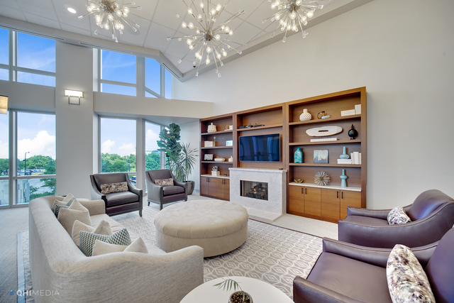 1211 S Prairie Avenue Unit: 1204