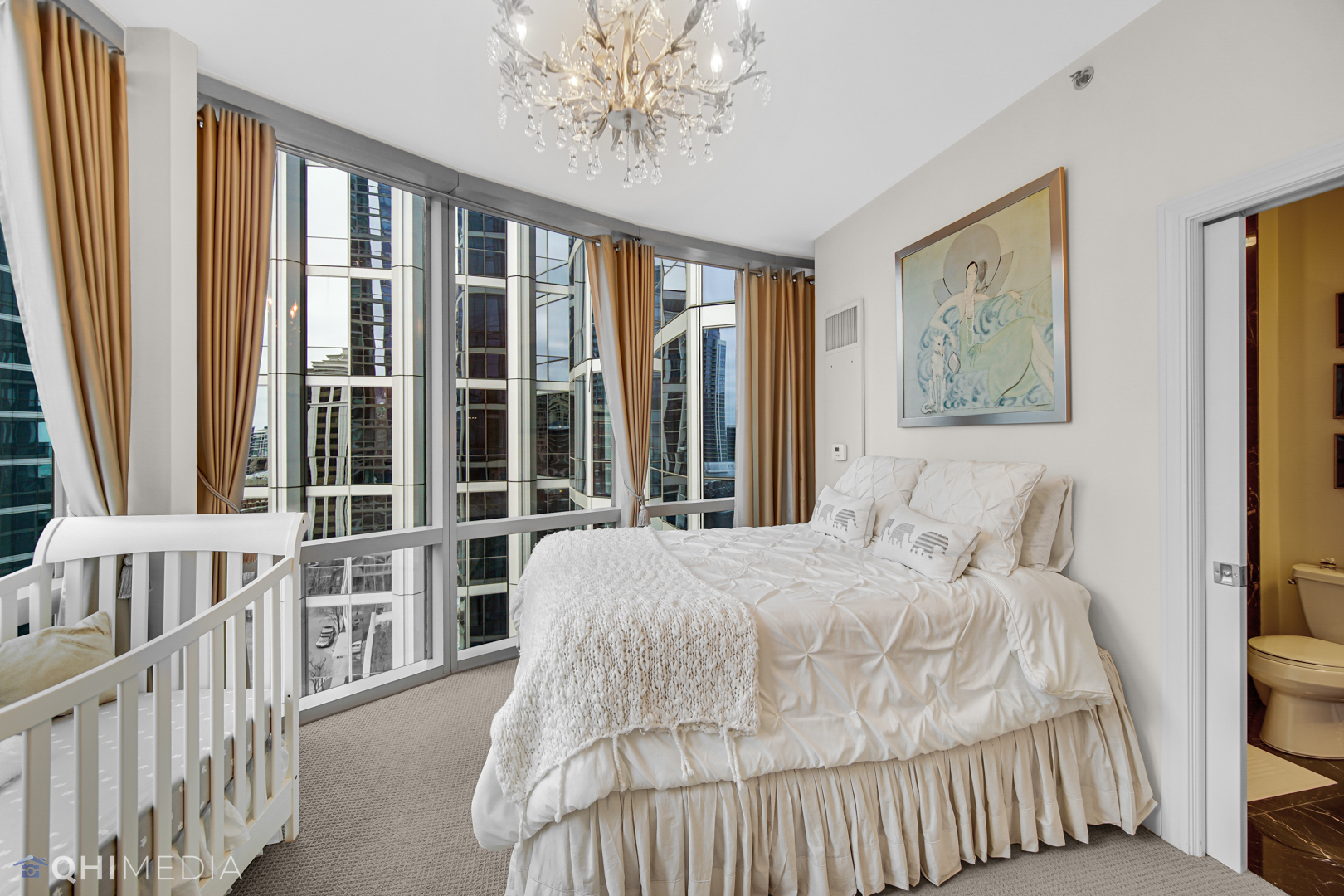 1211 S Prairie Avenue Unit: 1204