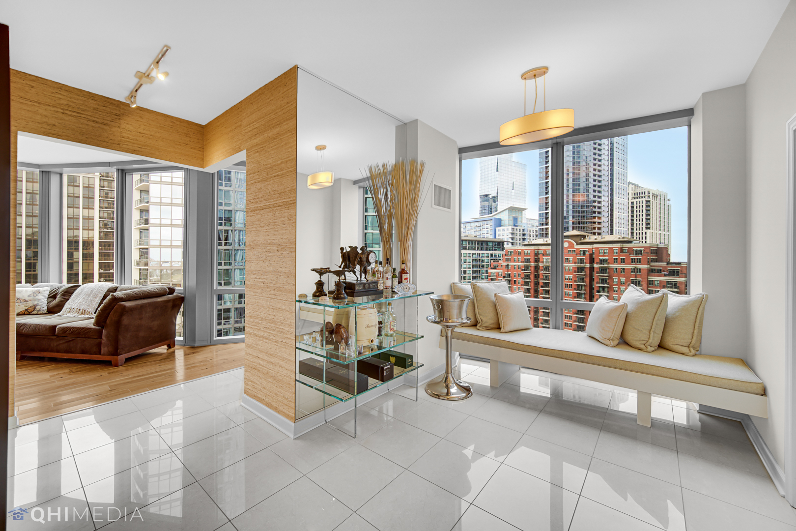 1211 S Prairie Avenue Unit: 1204