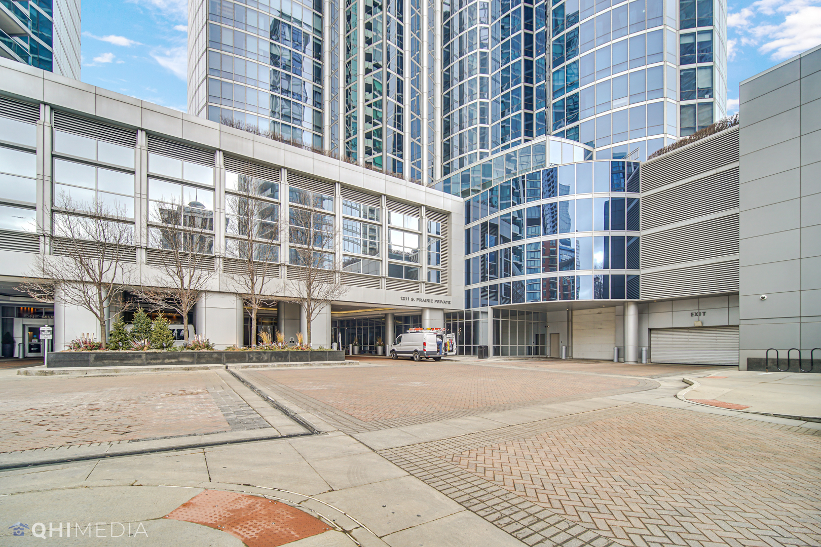 1211 S Prairie Avenue Unit: 1204