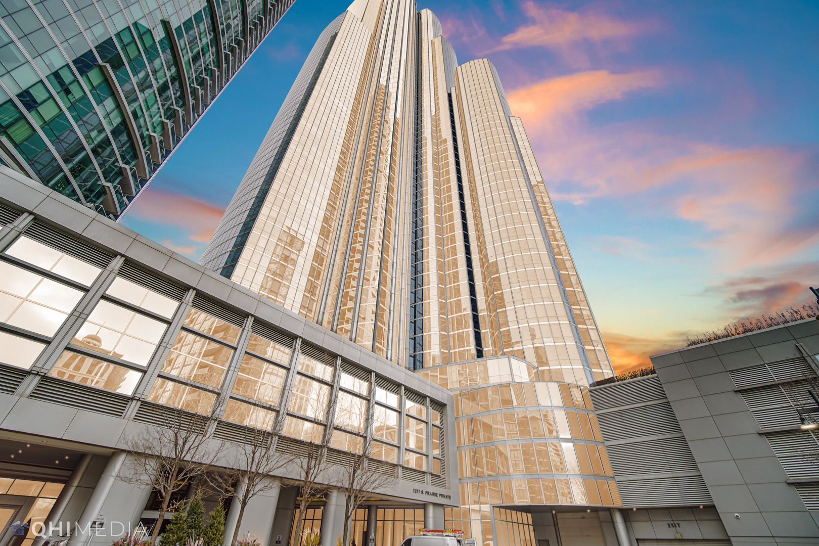1211 S Prairie Avenue Unit: 1204