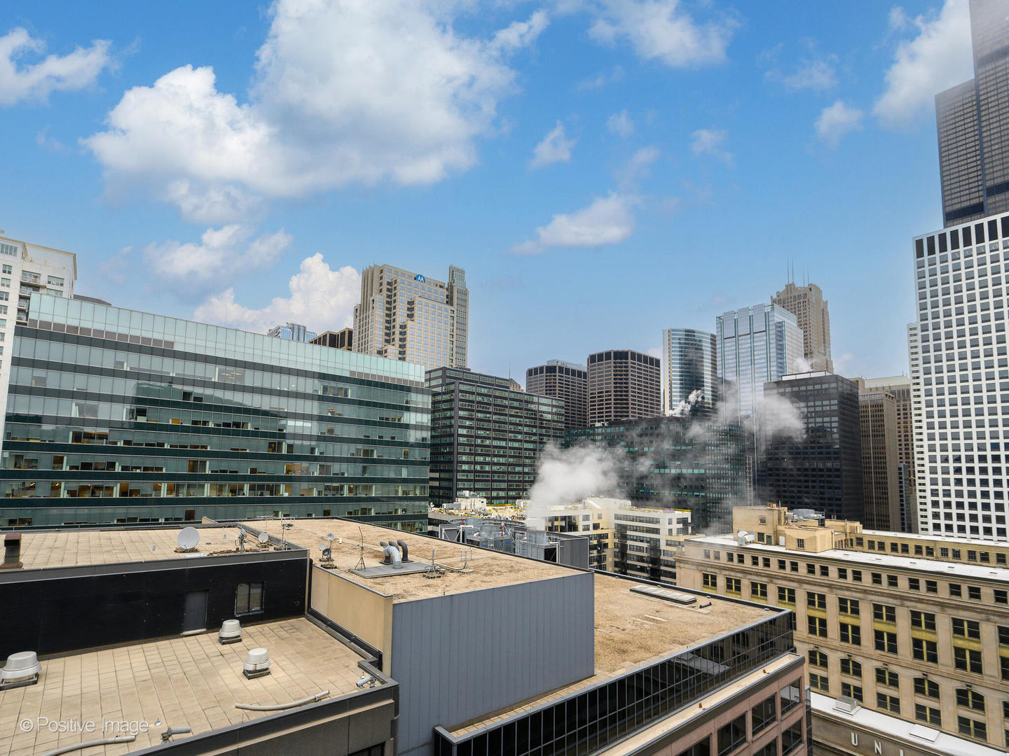 565 W QUINCY Street Unit: 1602