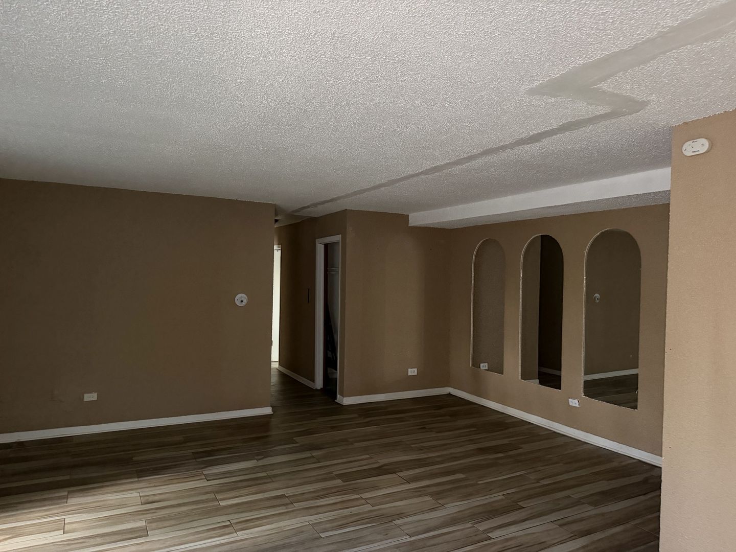 950 E 86th Street Unit: 105