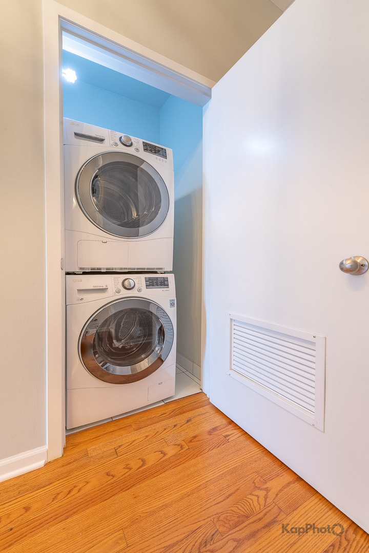 811 S Lytle Street Unit: 410