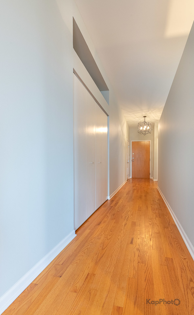 811 S Lytle Street Unit: 410