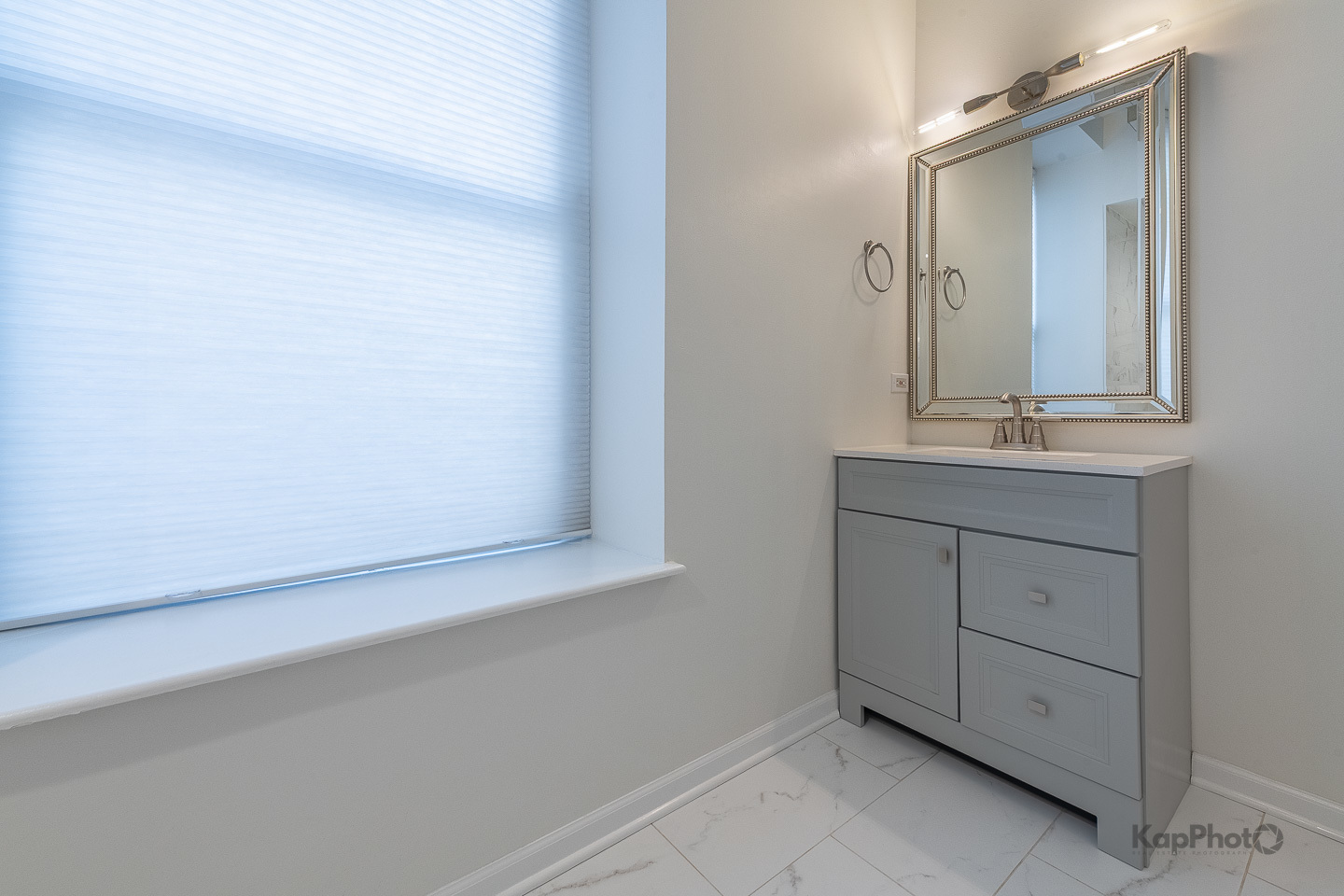 811 S Lytle Street Unit: 410