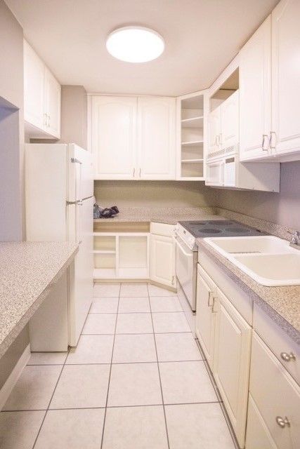 535 N Michigan Avenue Unit: 806