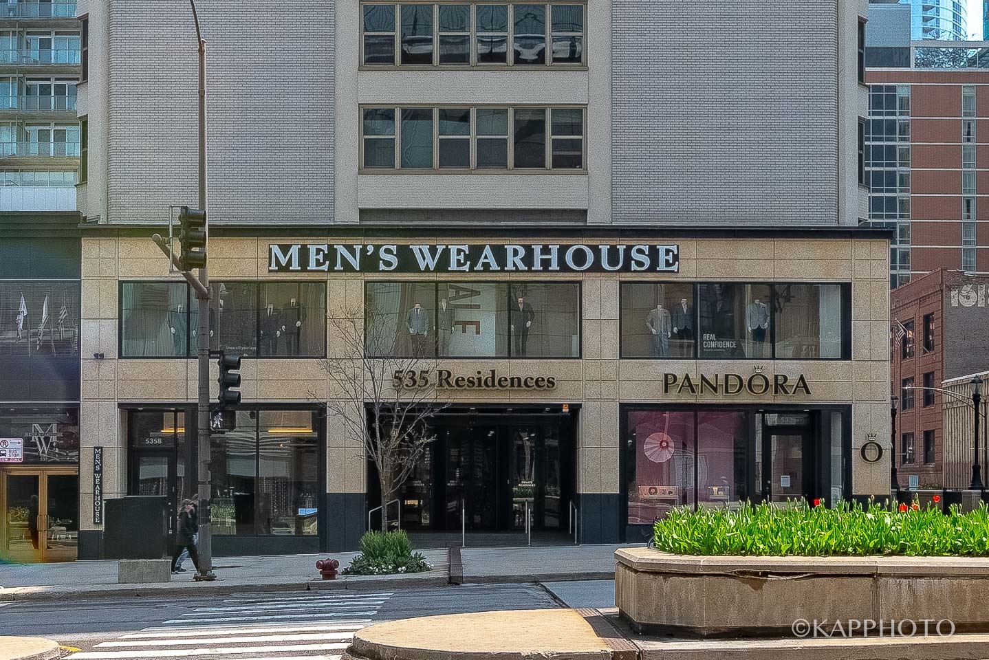 535 N Michigan Avenue Unit: 806