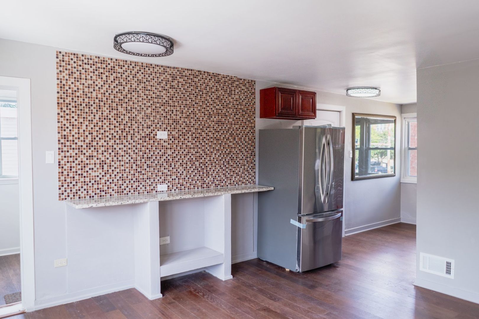 3707 S Michigan Avenue Unit: 2