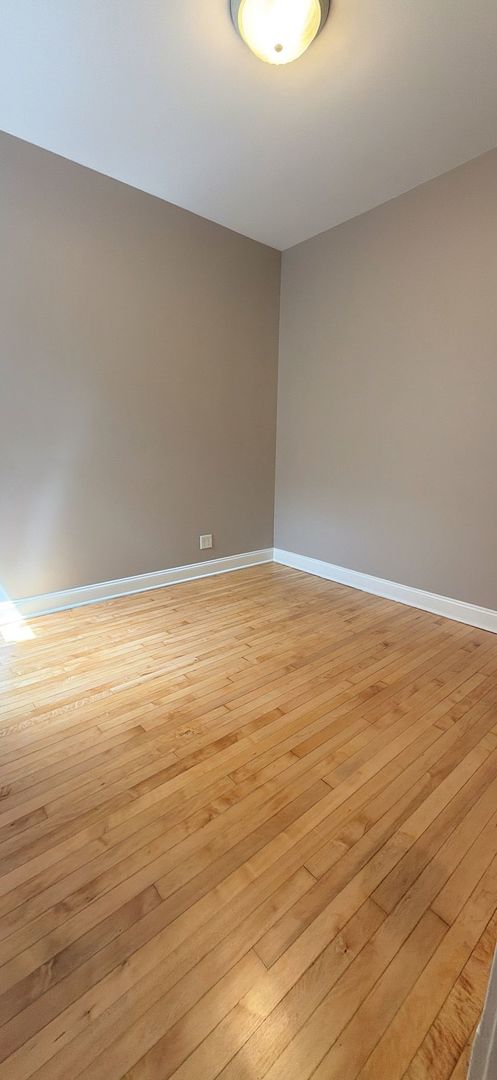 1942 W Irving Park Road Unit: 2