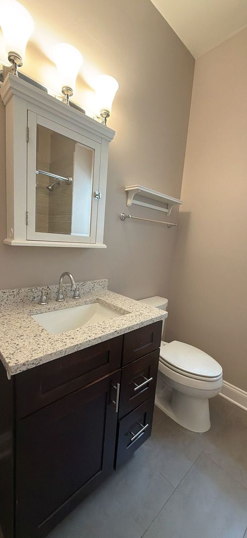 1942 W Irving Park Road Unit: 2