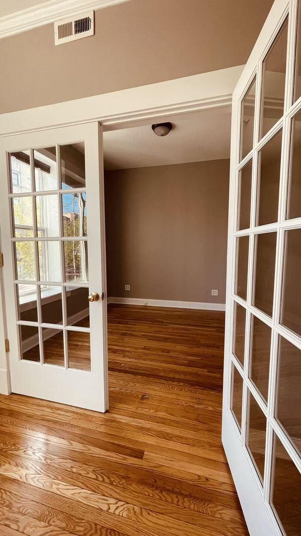 1942 W Irving Park Road Unit: 2