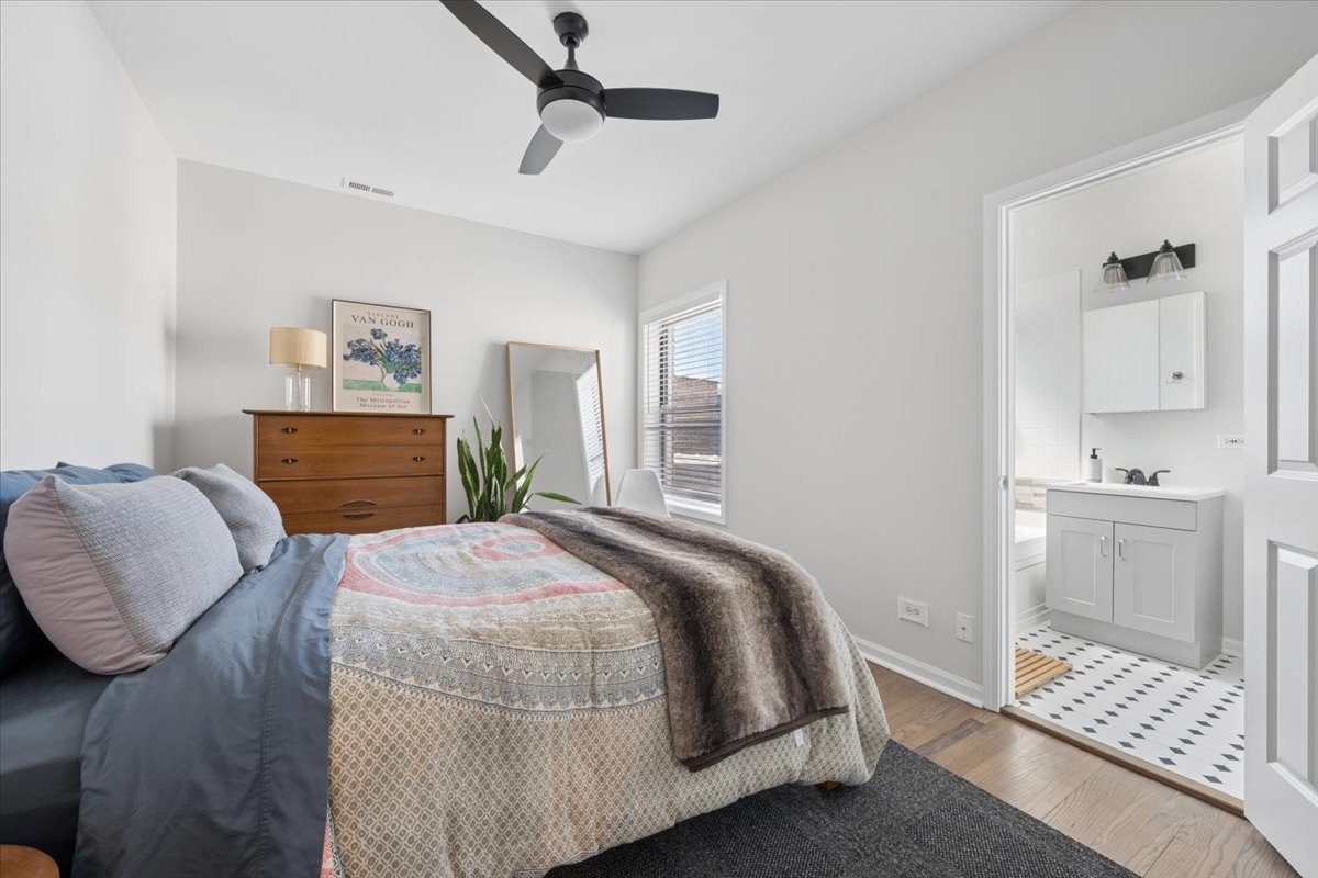 6348 N Magnolia Avenue Unit: 3
