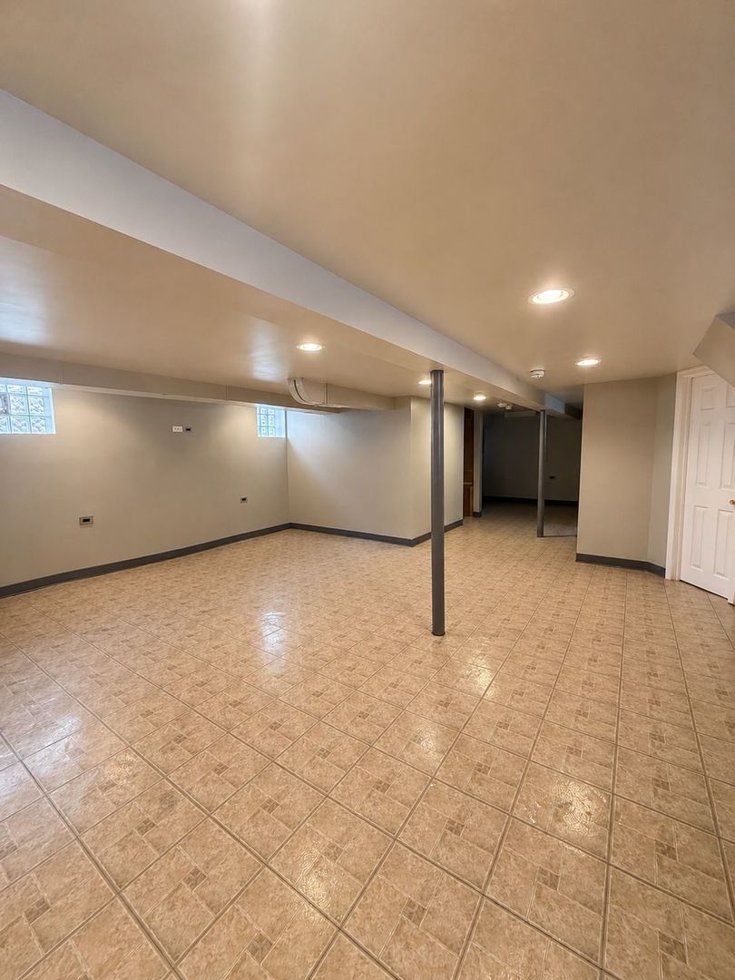 3725 W 80th Street