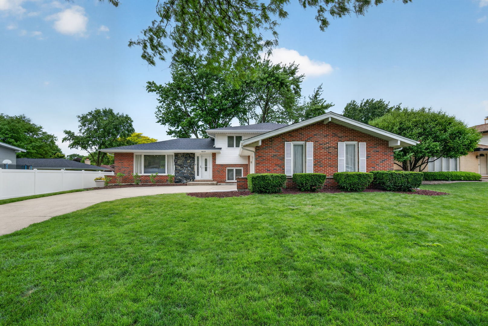 8632 Clifford Drive