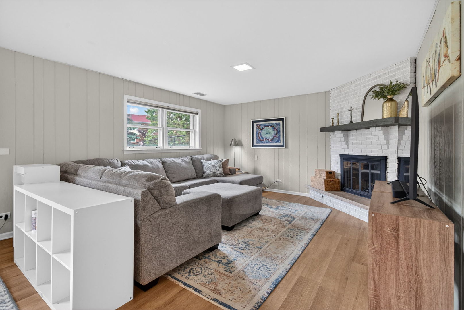 8632 Clifford Drive