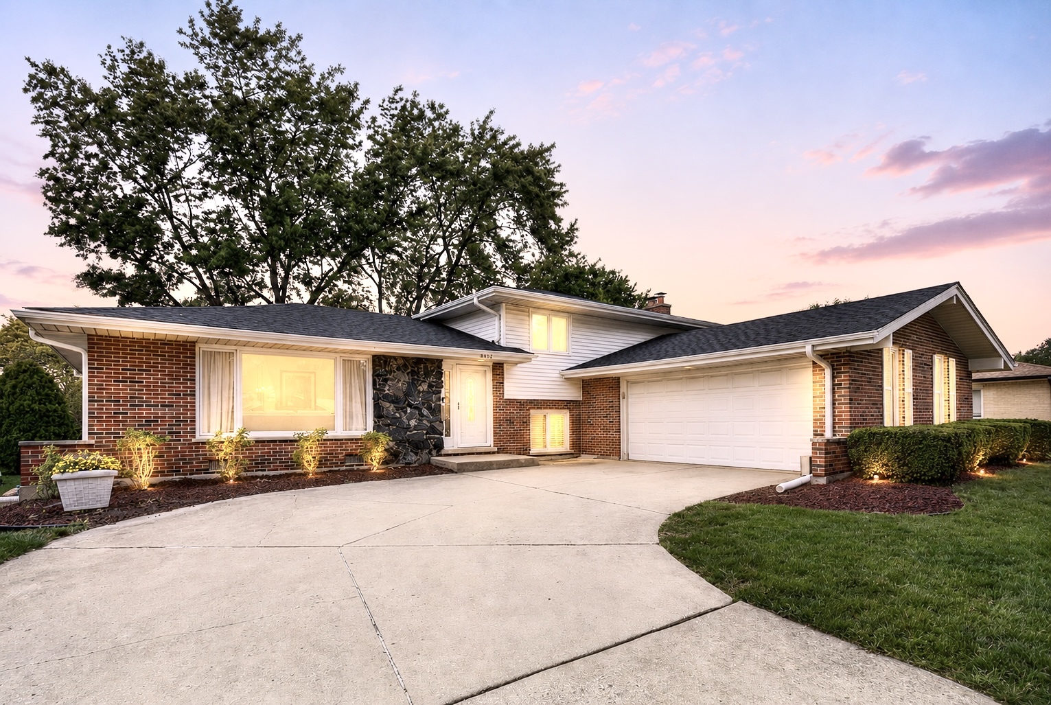 8632 Clifford Drive