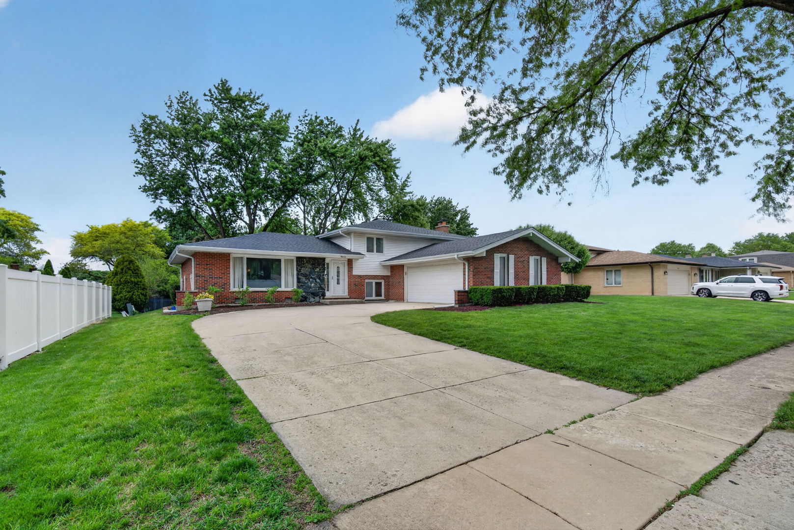 8632 Clifford Drive