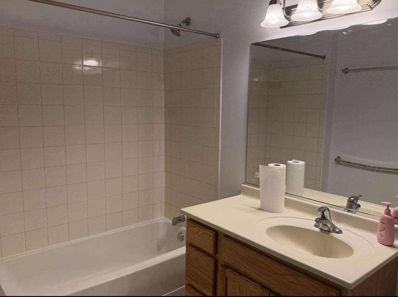 17 W 35th Street Unit: 303