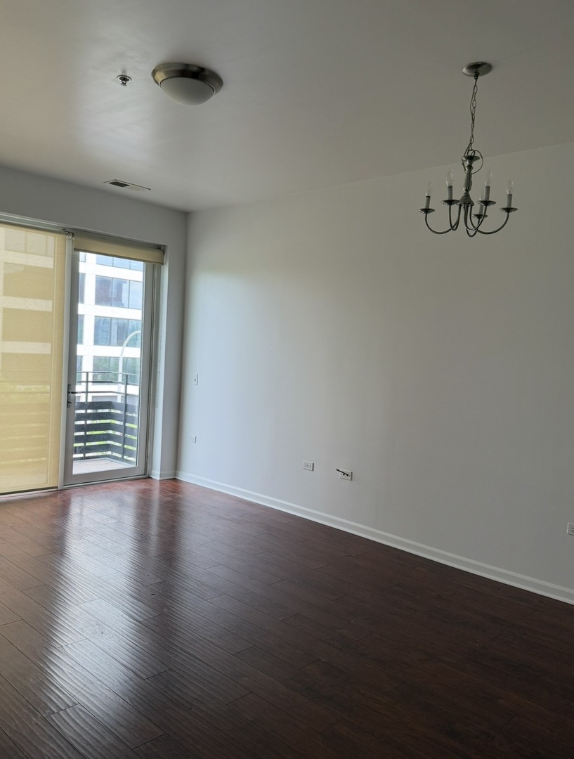 17 W 35th Street Unit: 303