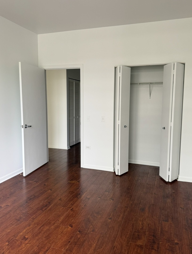 17 W 35th Street Unit: 303