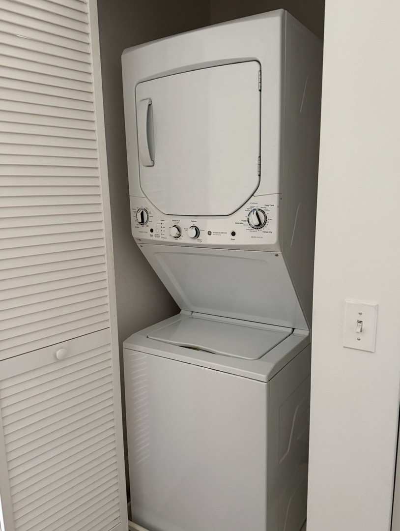 17 W 35th Street Unit: 303