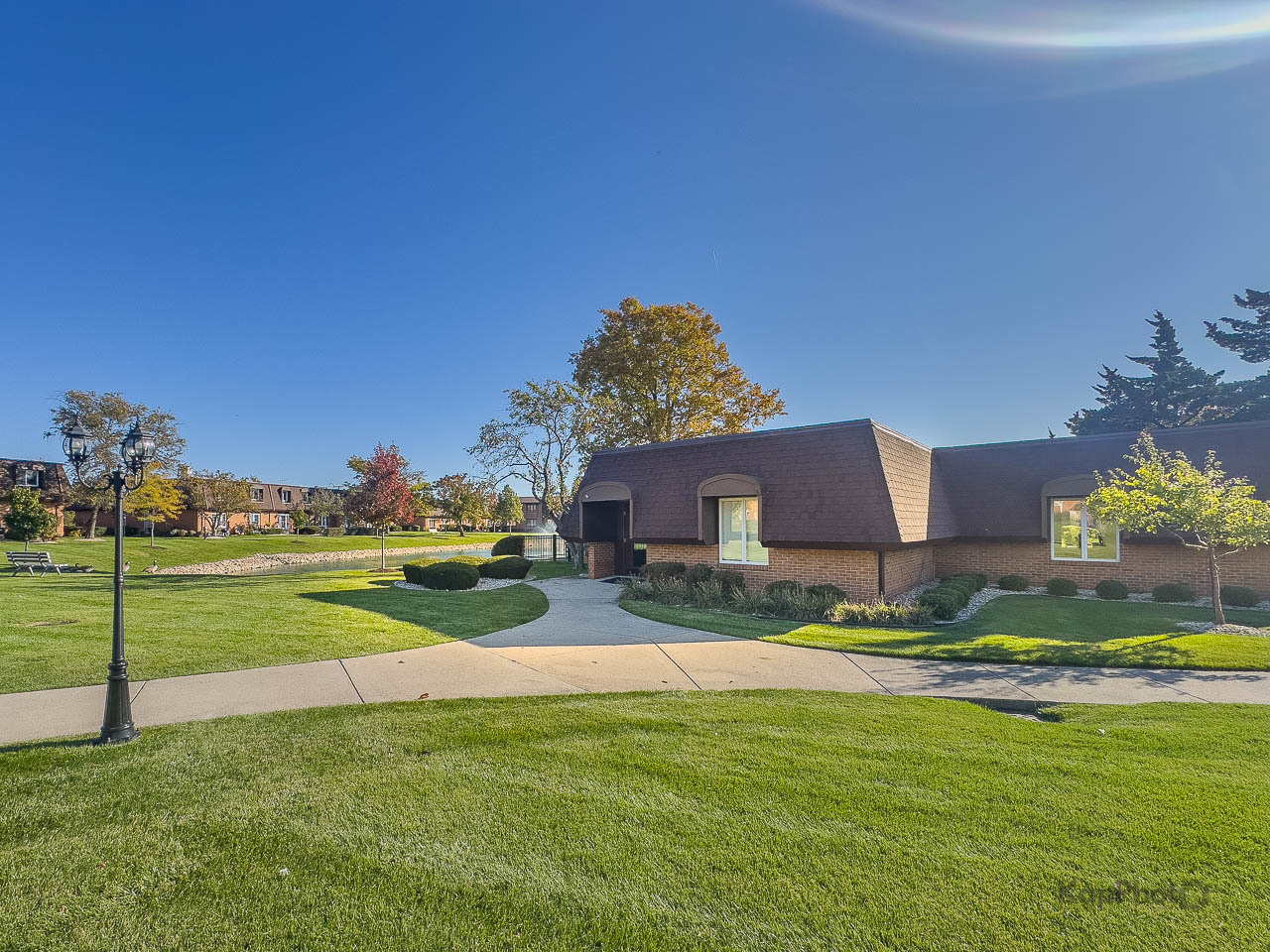 3232 Chestnut Drive