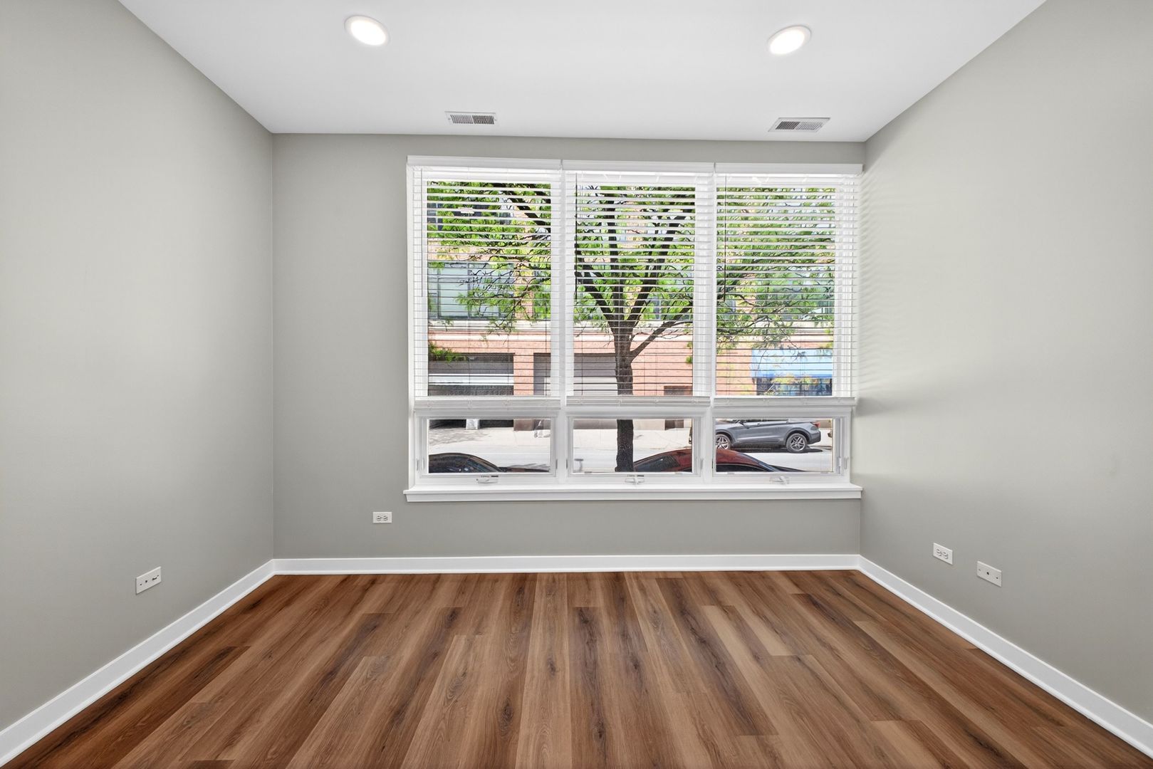1151 W Washington Boulevard Unit: 106
