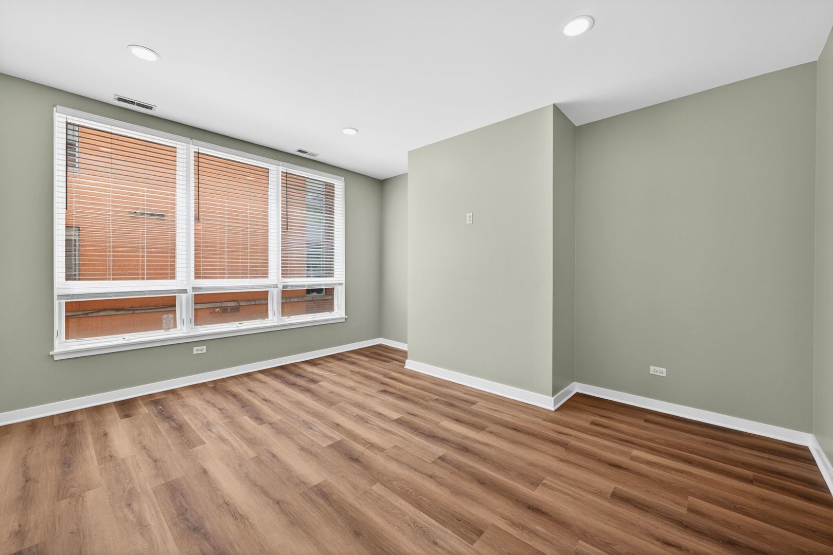 1151 W Washington Boulevard Unit: 106