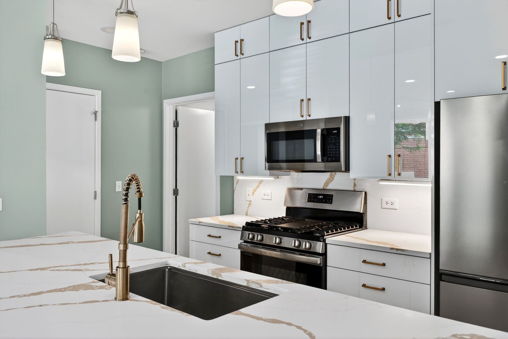 1151 W Washington Boulevard Unit: 106