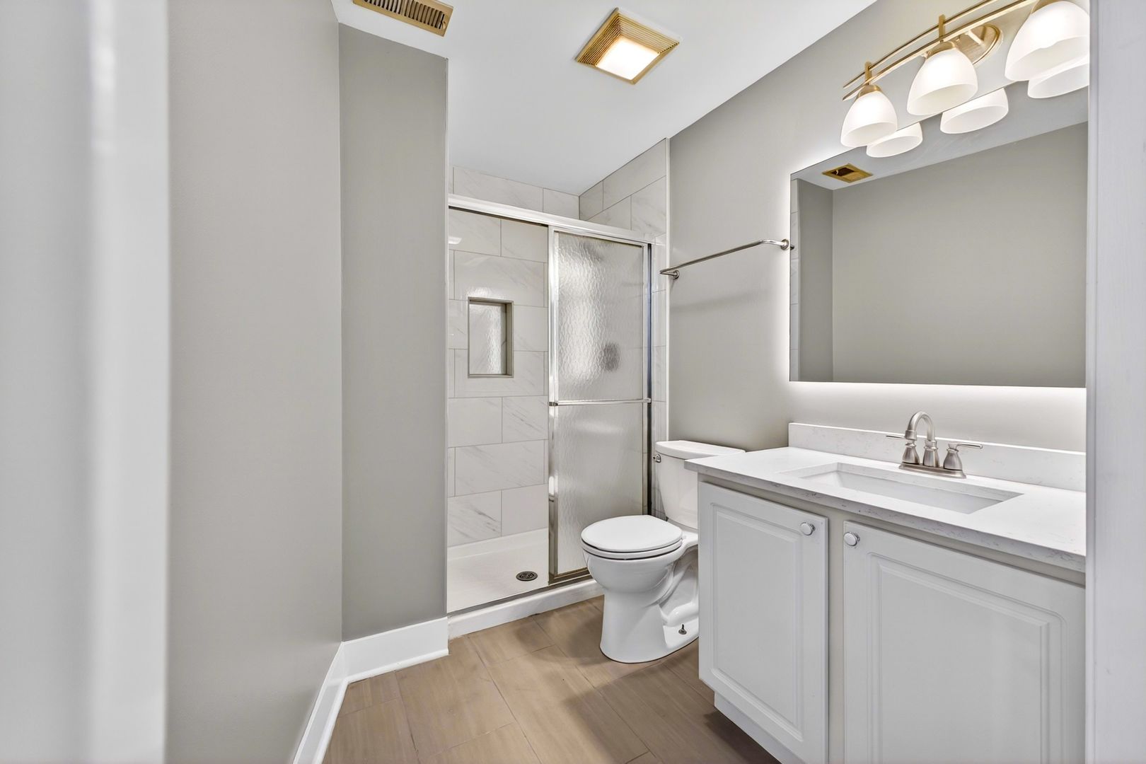 1151 W Washington Boulevard Unit: 106