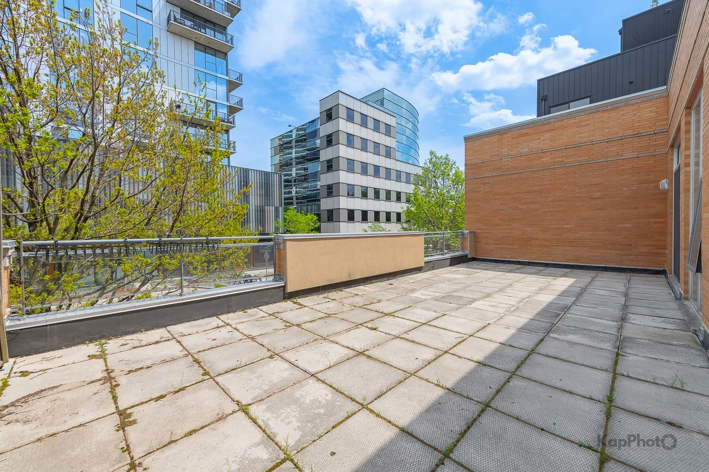 1720 Oak Avenue Unit: 201