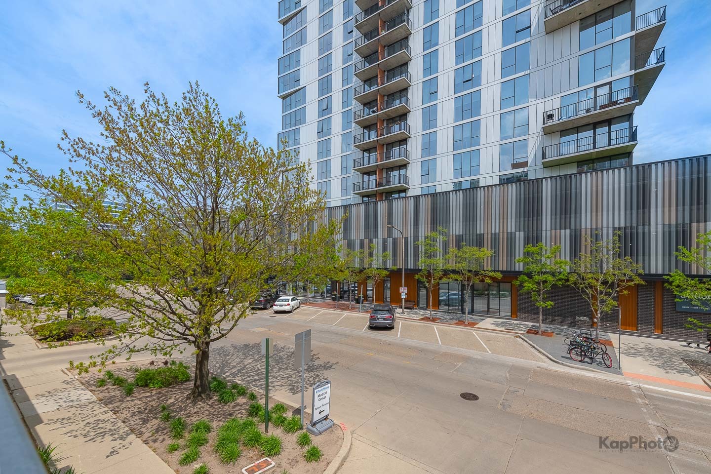 1720 Oak Avenue Unit: 201